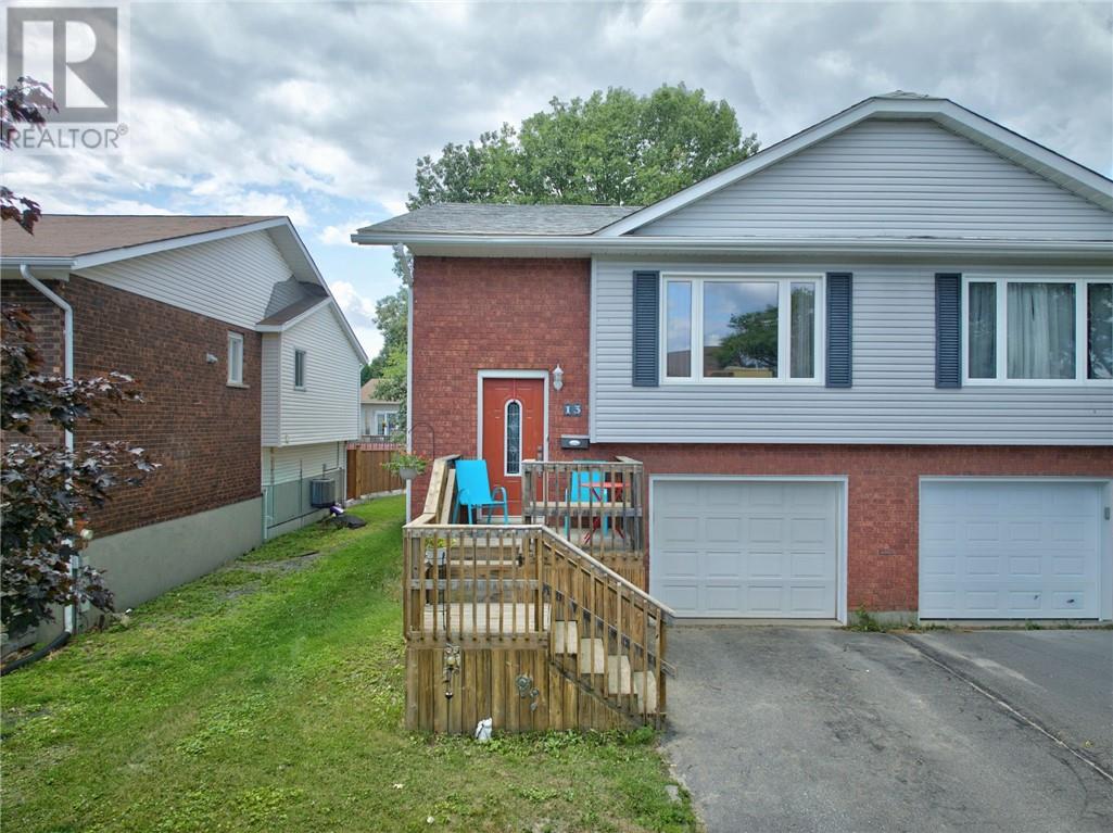 13 Plumtree Crescent, Sudbury, Ontario  P3B 4G5 - Photo 5 - 2129793
