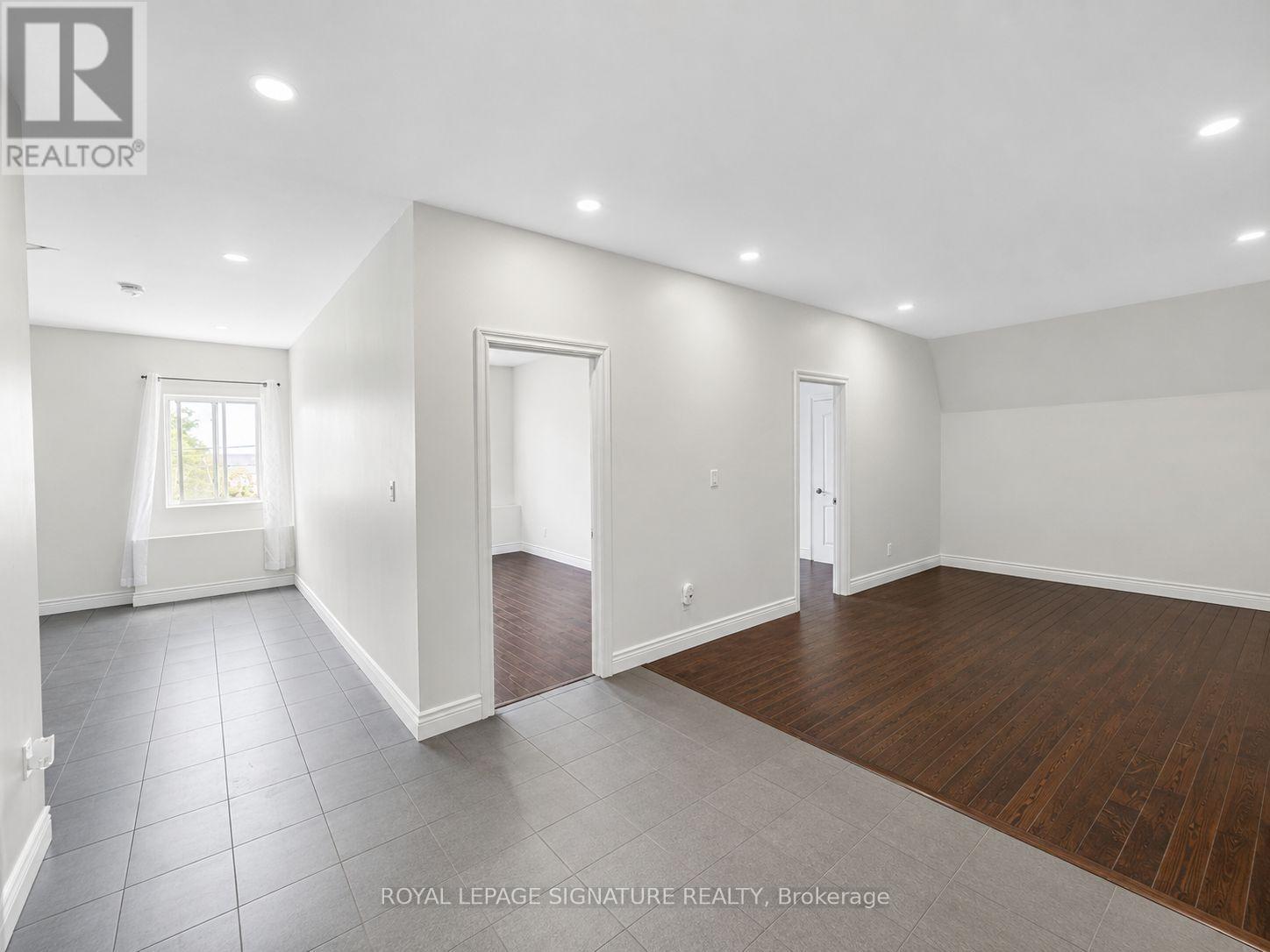 Upper 1 - 15 Barrie Street, Bradford West Gwillimbury, Ontario  L3S 0J1 - Photo 2 - N13669920