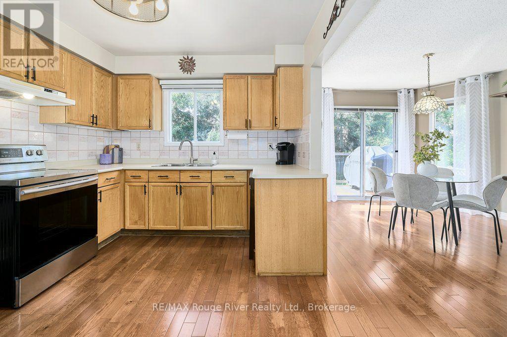 939 Catskill Drive, Oshawa, Ontario  L1J 8J9 - Photo 15 - E13630536