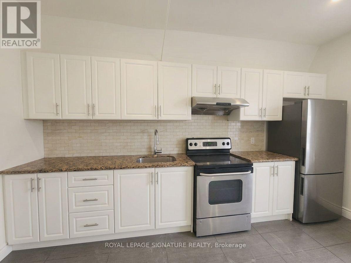 Upper 1 - 15 Barrie Street, Bradford West Gwillimbury, Ontario  L3S 0J1 - Photo 6 - N13669920
