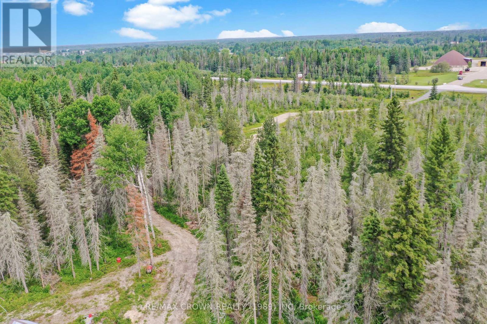 411 Highway 11, Smooth Rock Falls, Ontario  P0L 2B0 - Photo 12 - T13681798