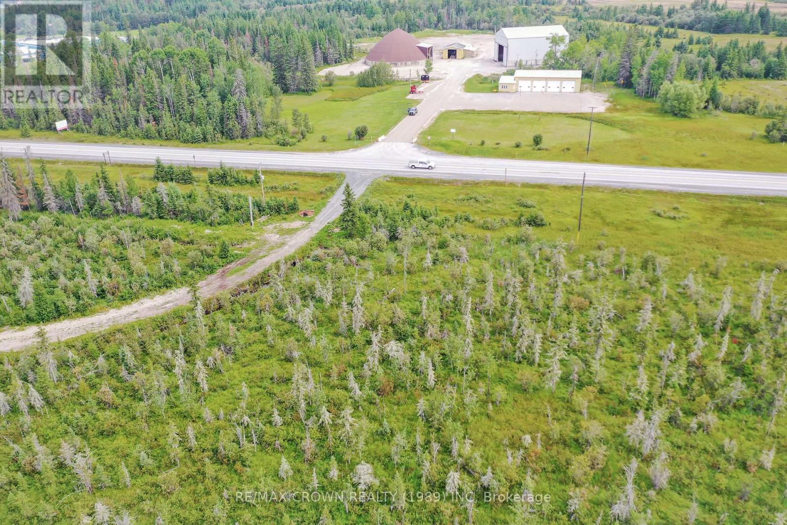 411 Highway 11, Smooth Rock Falls, Ontario  P0L 2B0 - Photo 31 - T13681798
