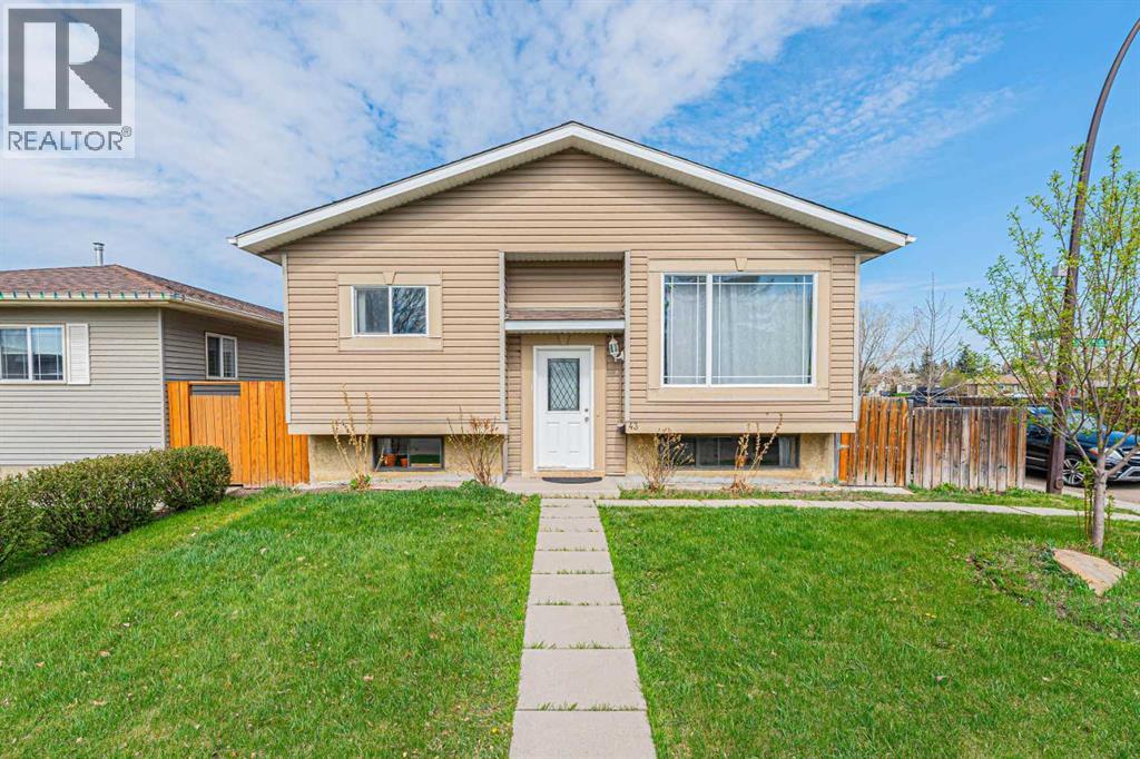 43 Abbercove Road SE, Calgary, Alberta  T2A 6Z1 - Photo 1 - A2309571