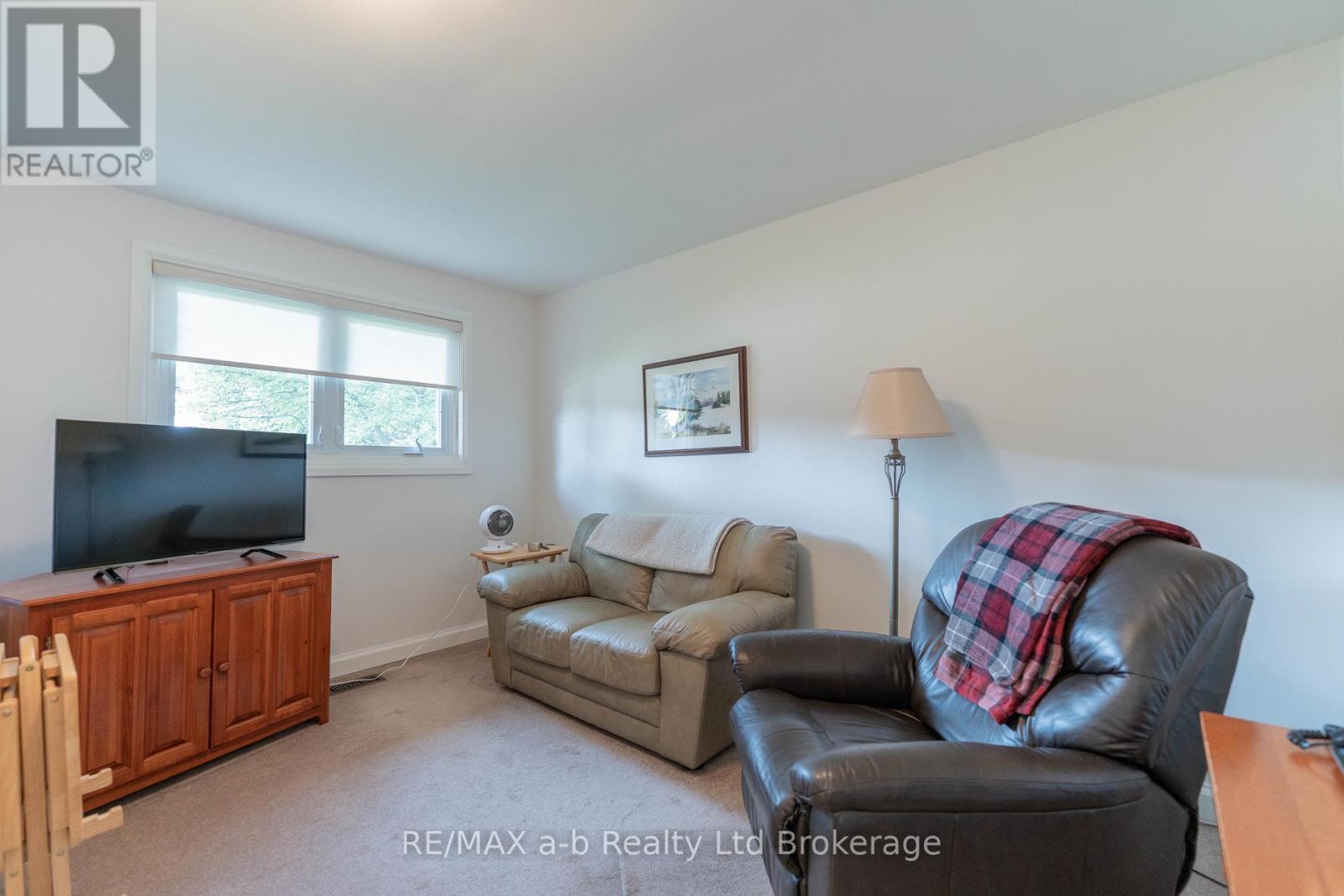 34 Glenridge Road, Tillsonburg, Ontario  N4G 4J7 - Photo 18 - X13681858