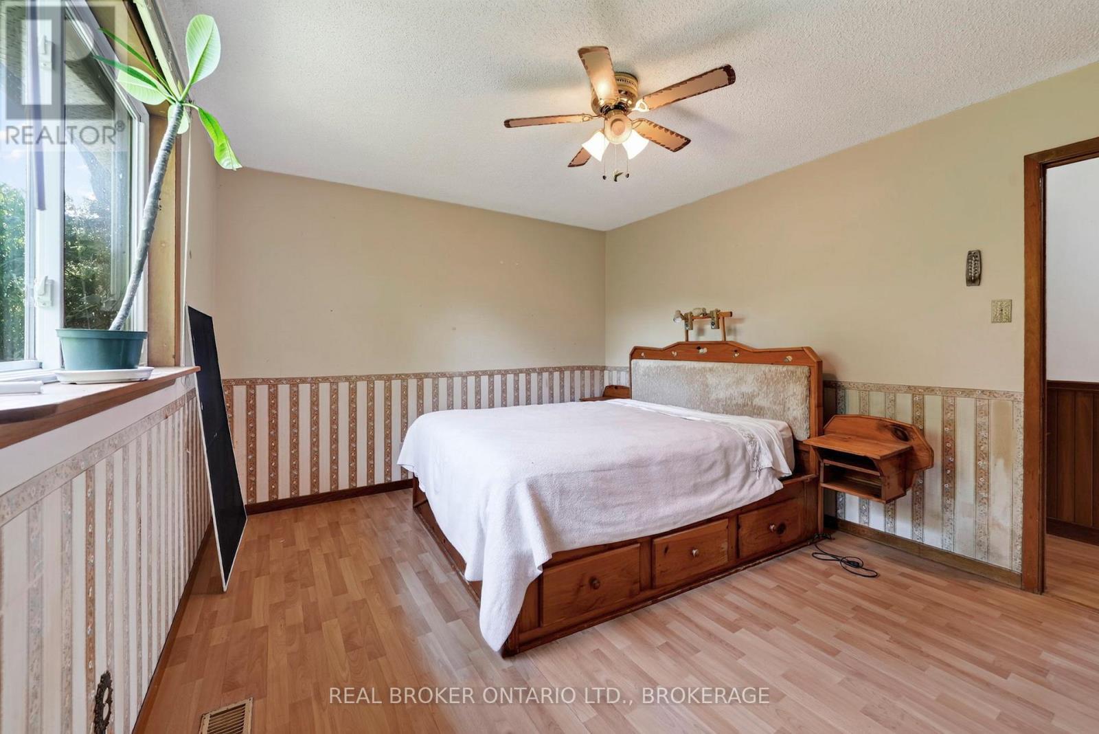15380 North Lunenburg Road W, South Stormont, Ontario K0C 1R0 - Photo 10 - X13682108