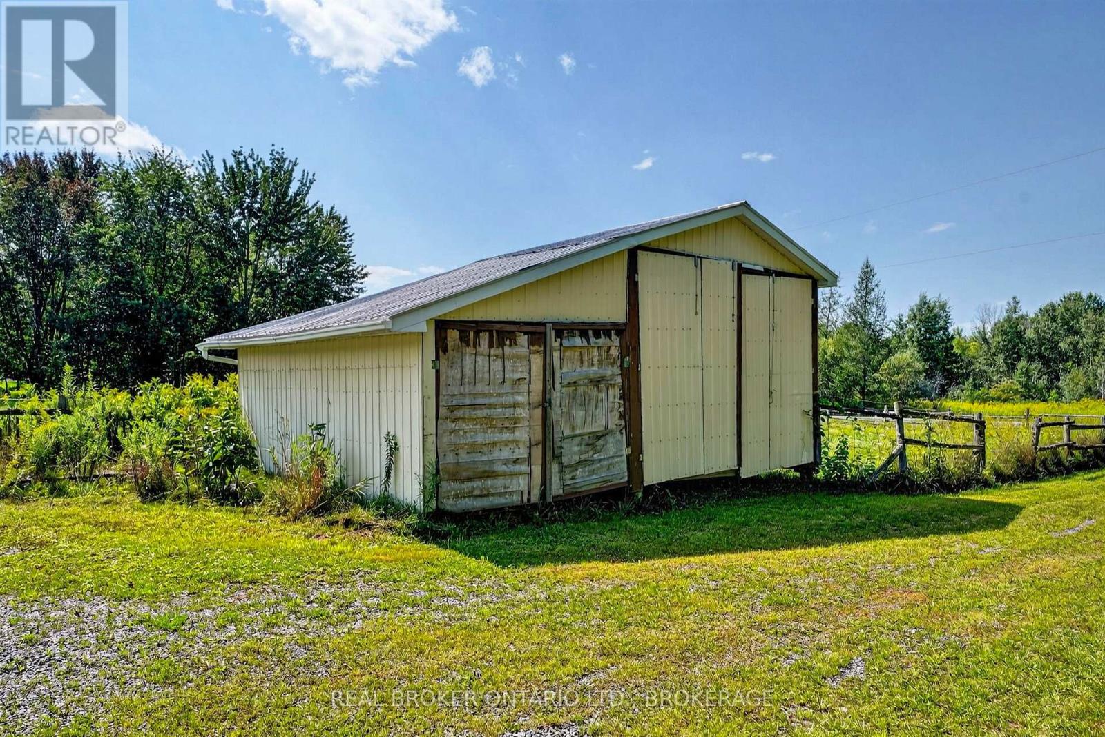 15380 North Lunenburg Road W, South Stormont, Ontario K0C 1R0 - Photo 24 - X13682108