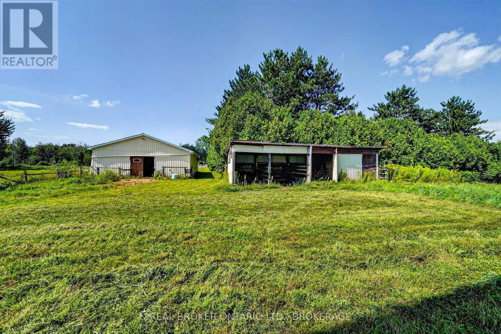 15380 North Lunenburg Road W, South Stormont, Ontario K0C 1R0 - Photo 33 - X13682108