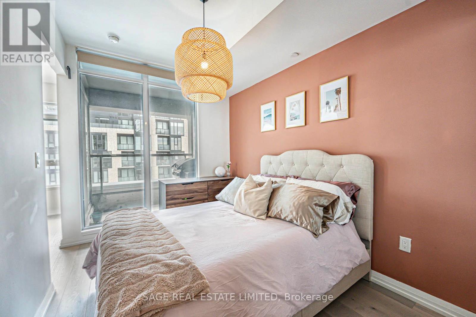 406 - 835 St Clair Avenue W, Toronto, Ontario  M6C 0A8 - Photo 16 - C13681834