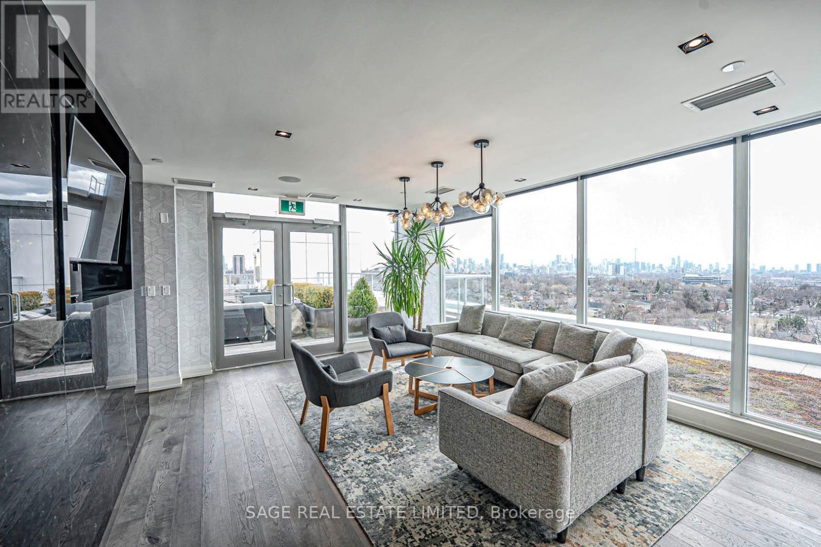 406 - 835 St Clair Avenue W, Toronto, Ontario  M6C 0A8 - Photo 20 - C13681834