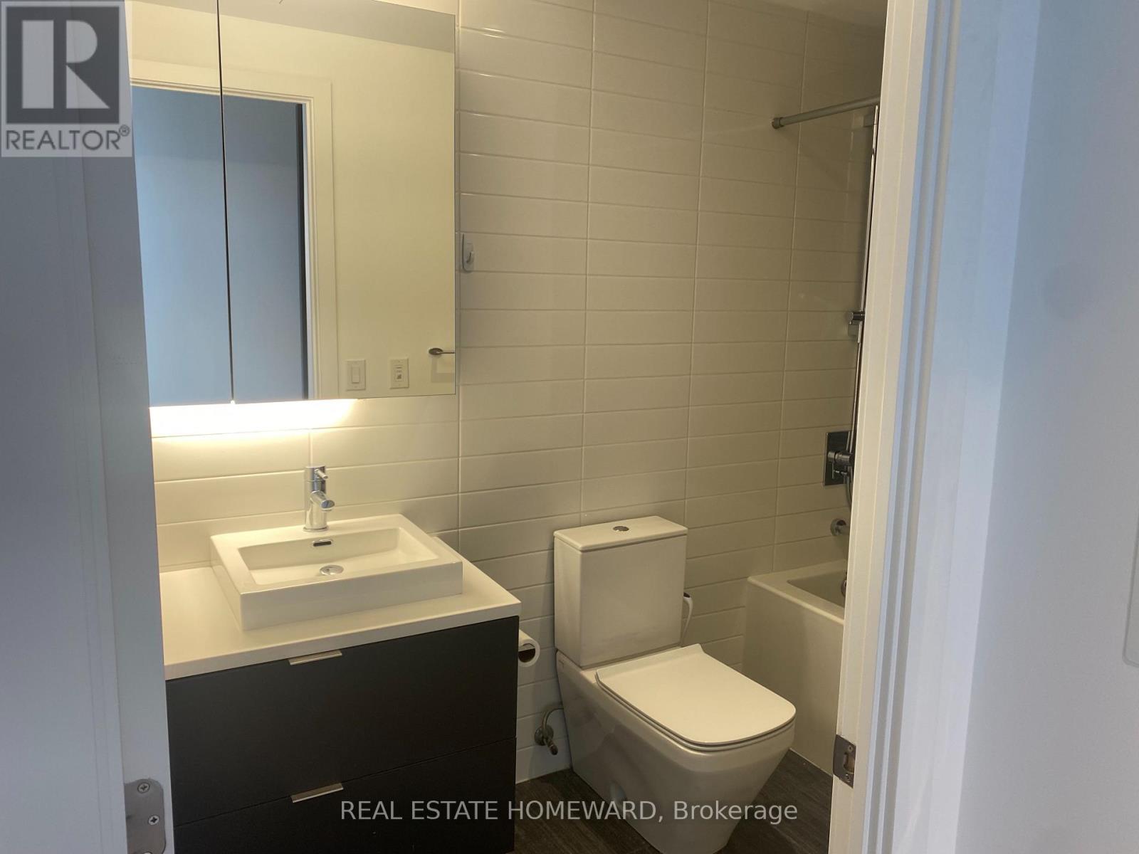 1804 - 170 Bayview Avenue, Toronto, Ontario  M5A 0M4 - Photo 6 - C13681868