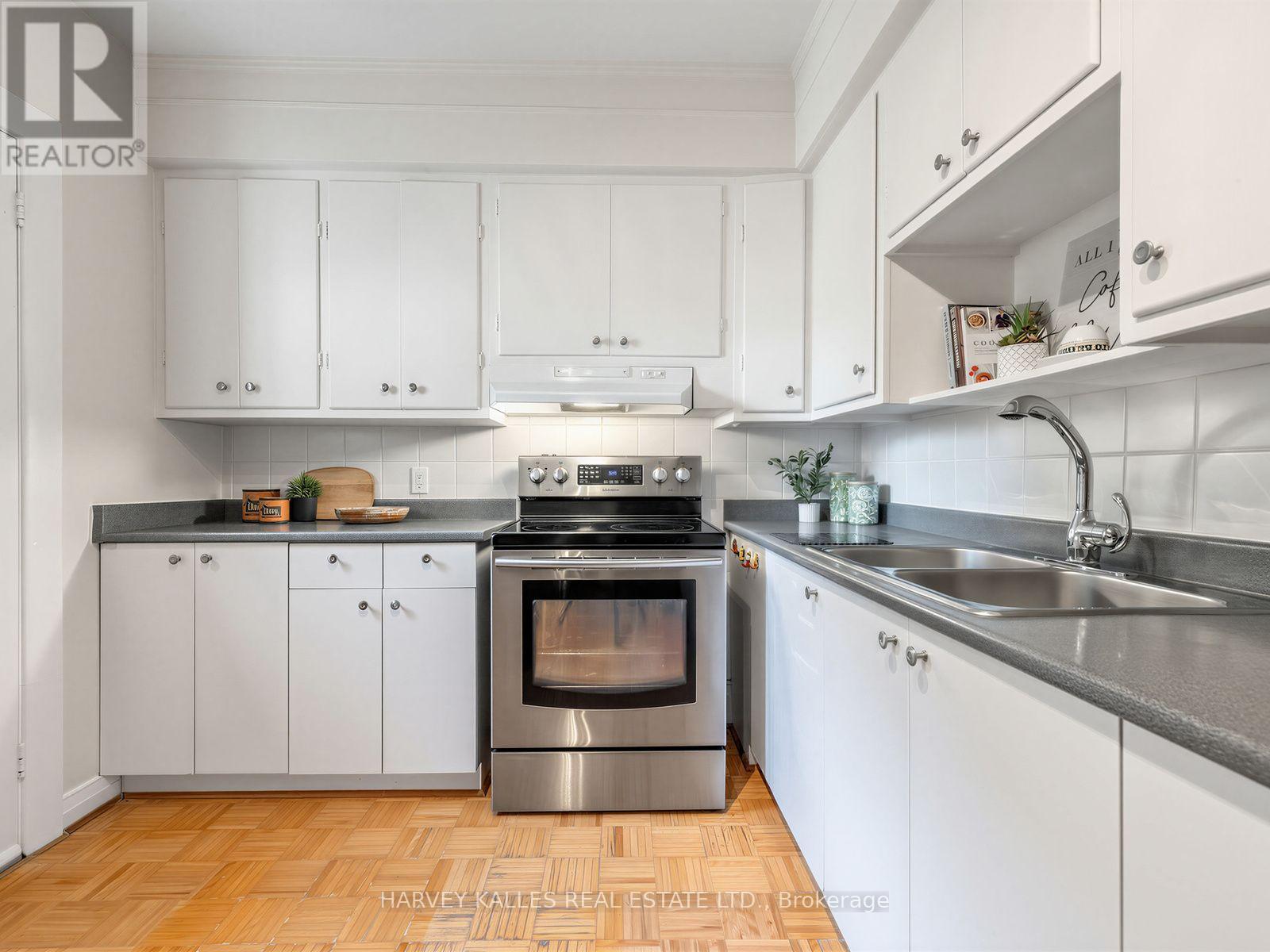 87 Castlefield Avenue, Toronto, Ontario  M4R 1G5 - Photo 14 - C13681894
