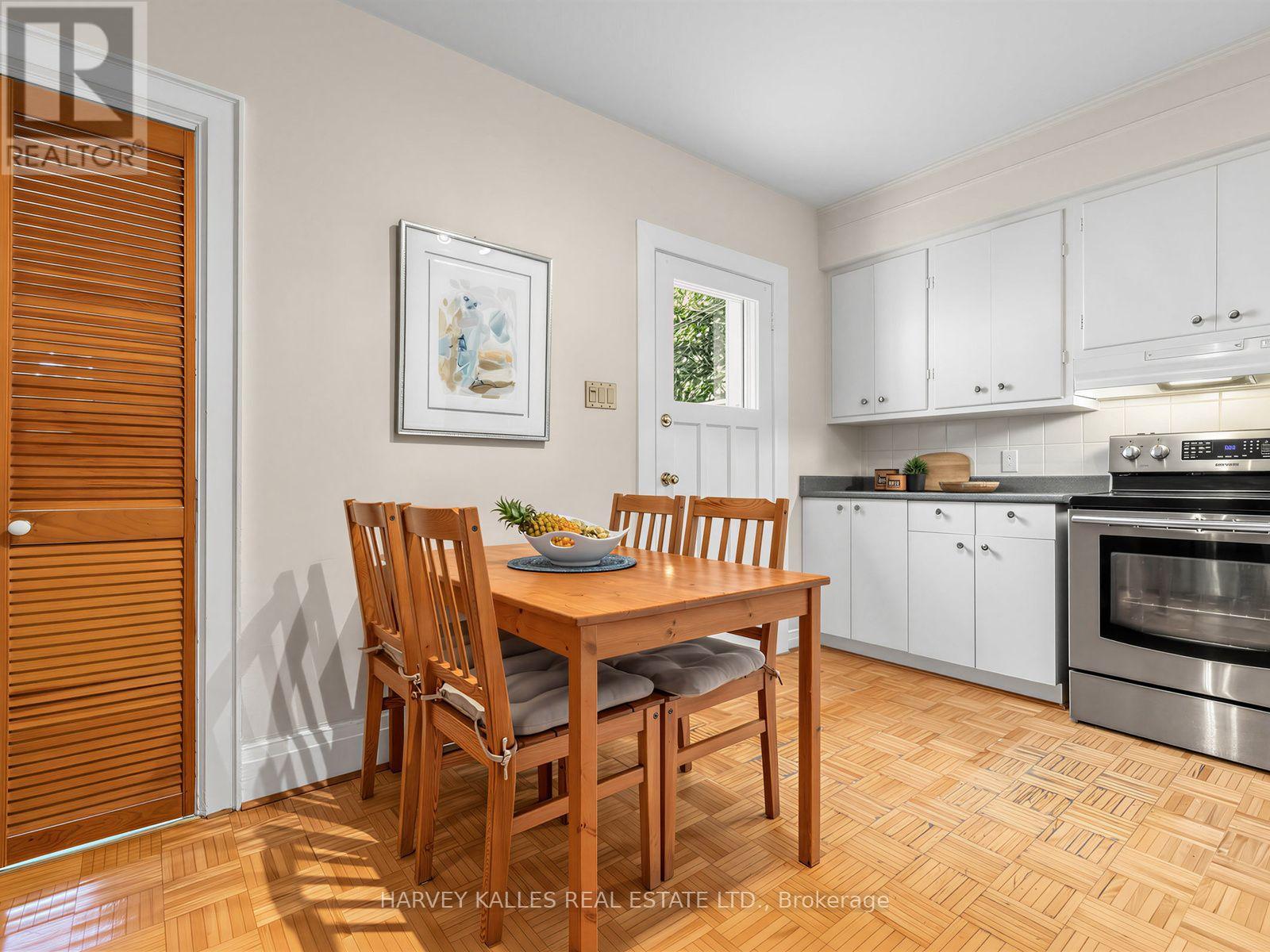 87 Castlefield Avenue, Toronto, Ontario  M4R 1G5 - Photo 15 - C13681894