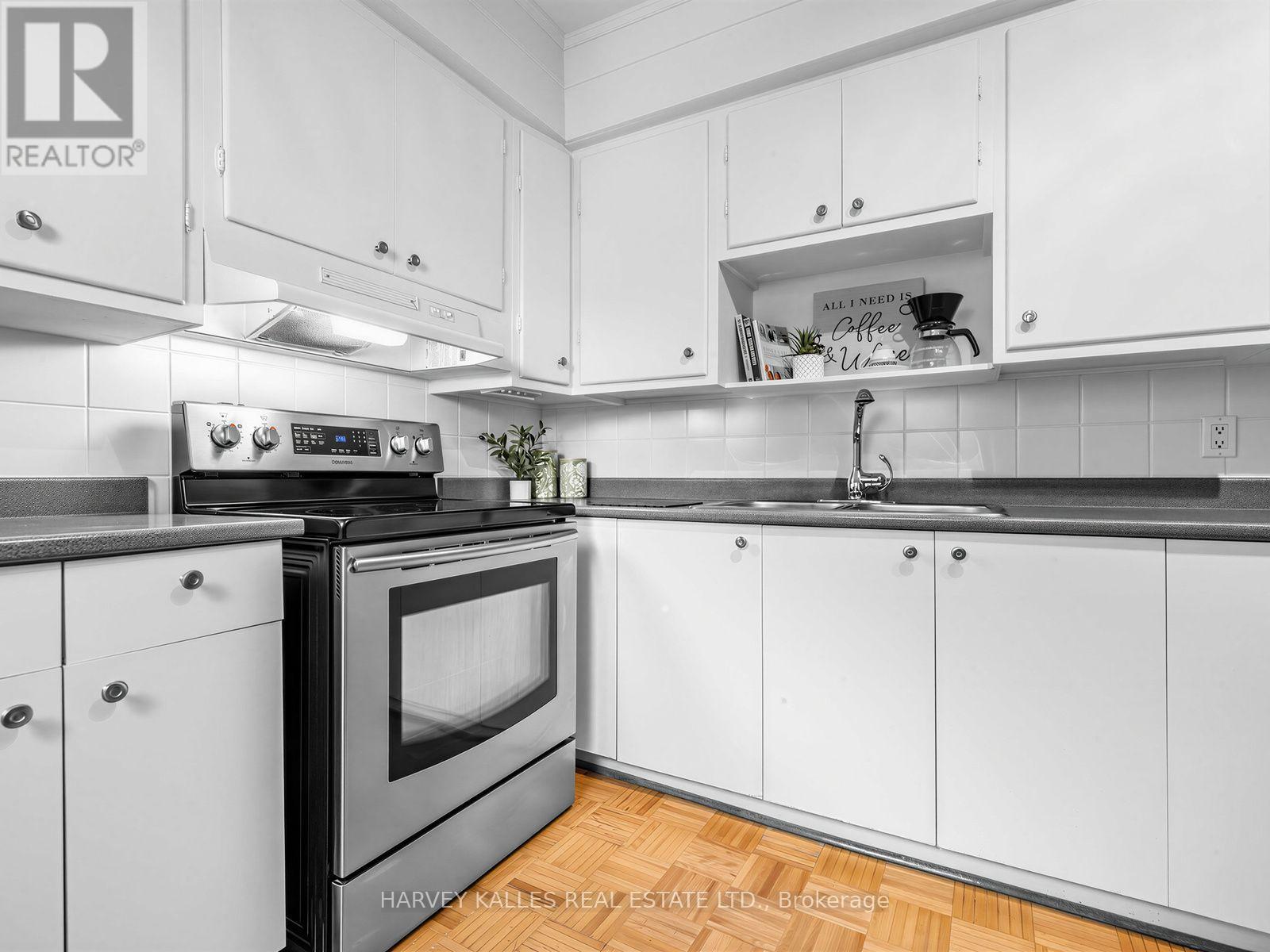 87 Castlefield Avenue, Toronto, Ontario  M4R 1G5 - Photo 17 - C13681894