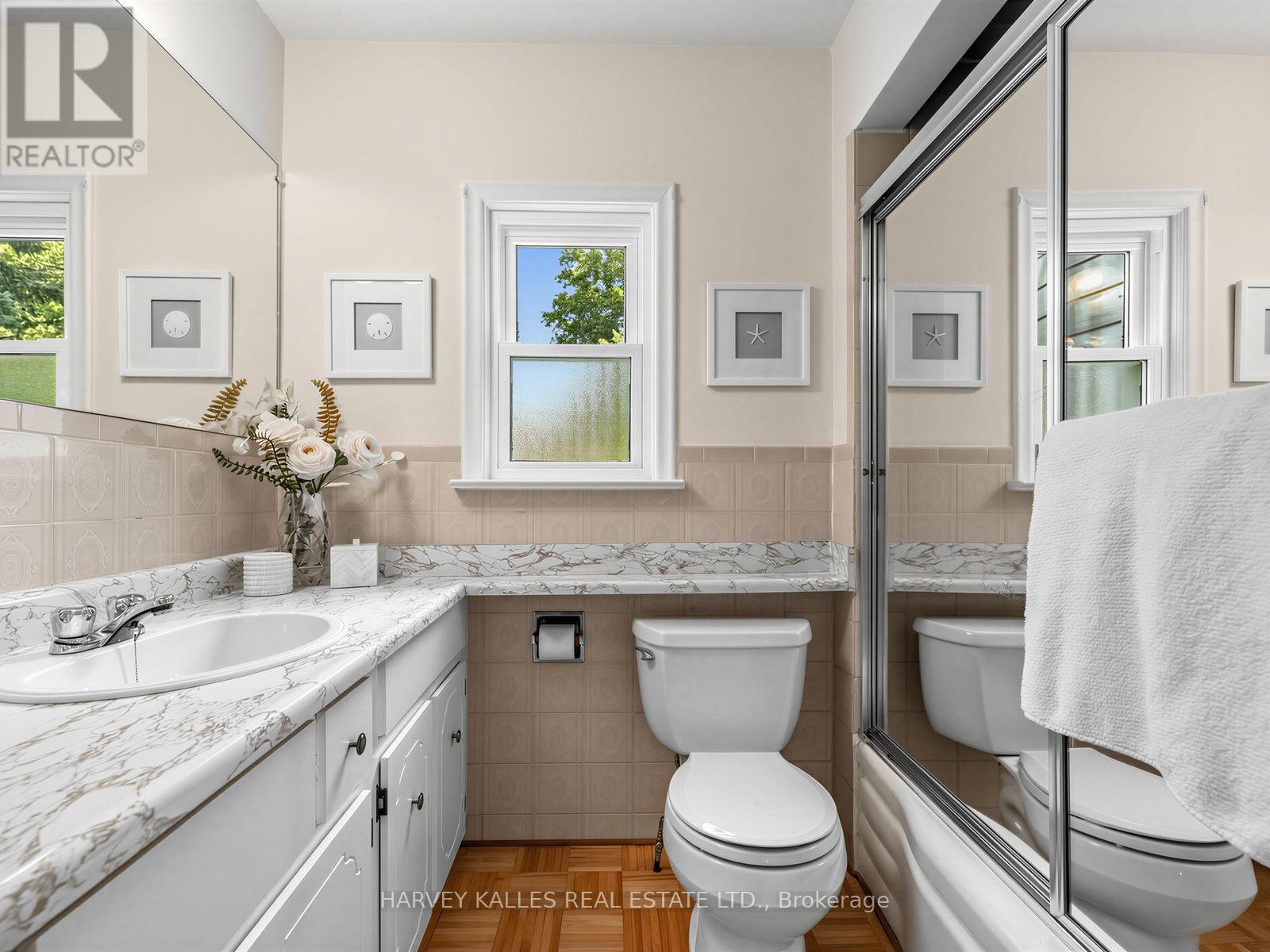 87 Castlefield Avenue, Toronto, Ontario  M4R 1G5 - Photo 18 - C13681894