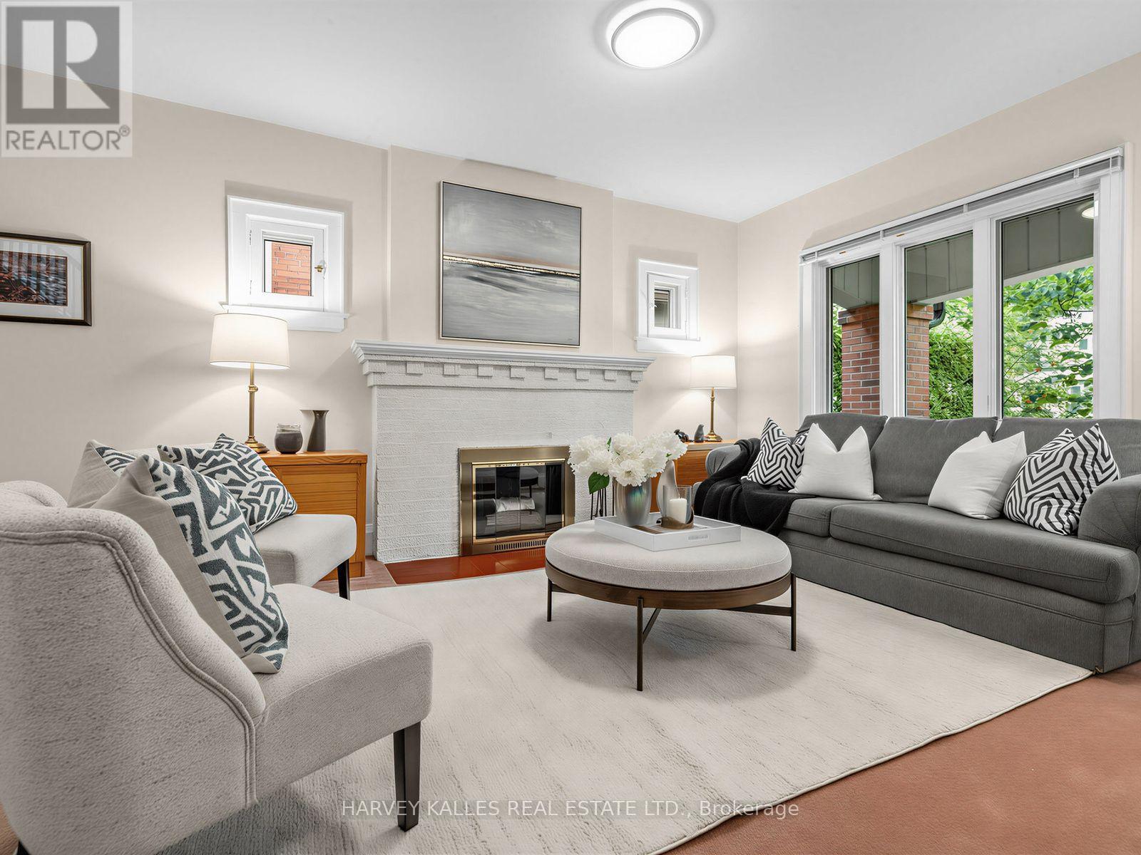 87 Castlefield Avenue, Toronto, Ontario  M4R 1G5 - Photo 6 - C13681894