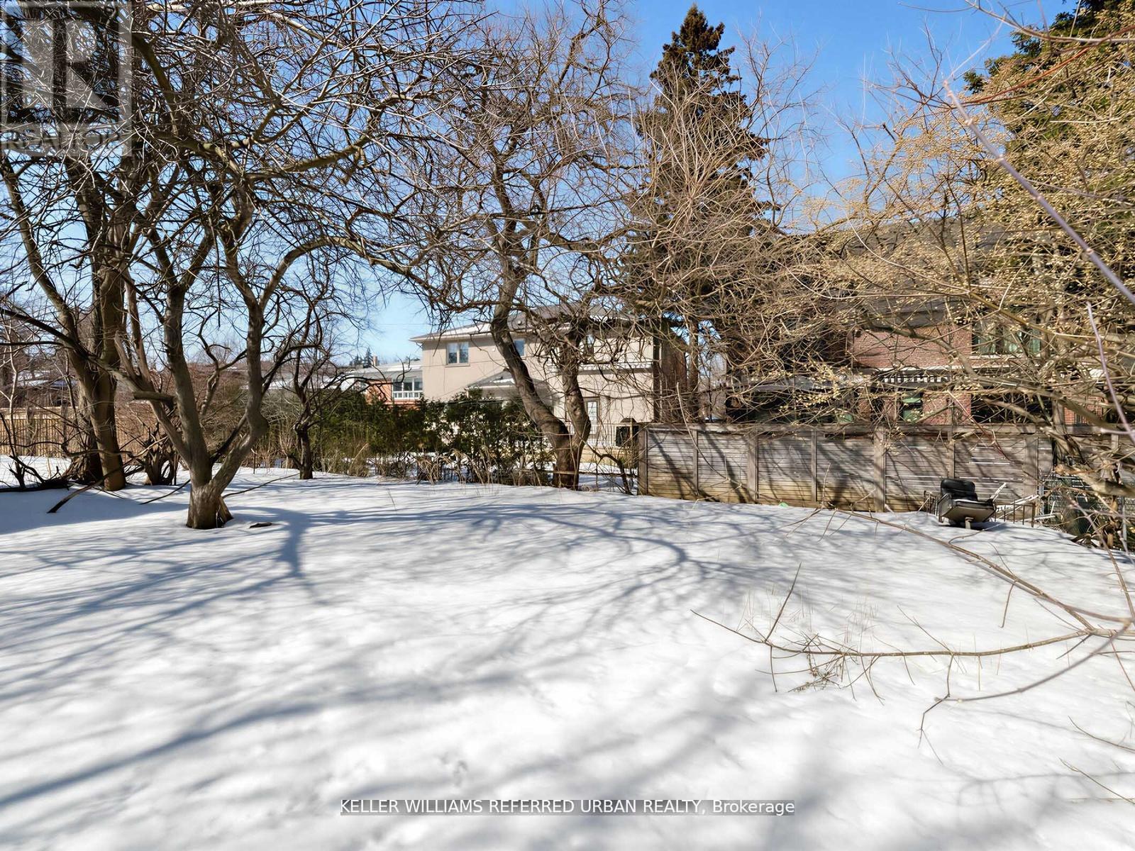 14 Frontenac Avenue, Toronto, Ontario  M5N 1Z5 - Photo 7 - C13681916