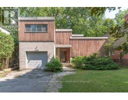 105 PARK ROAD, Toronto, Ontario