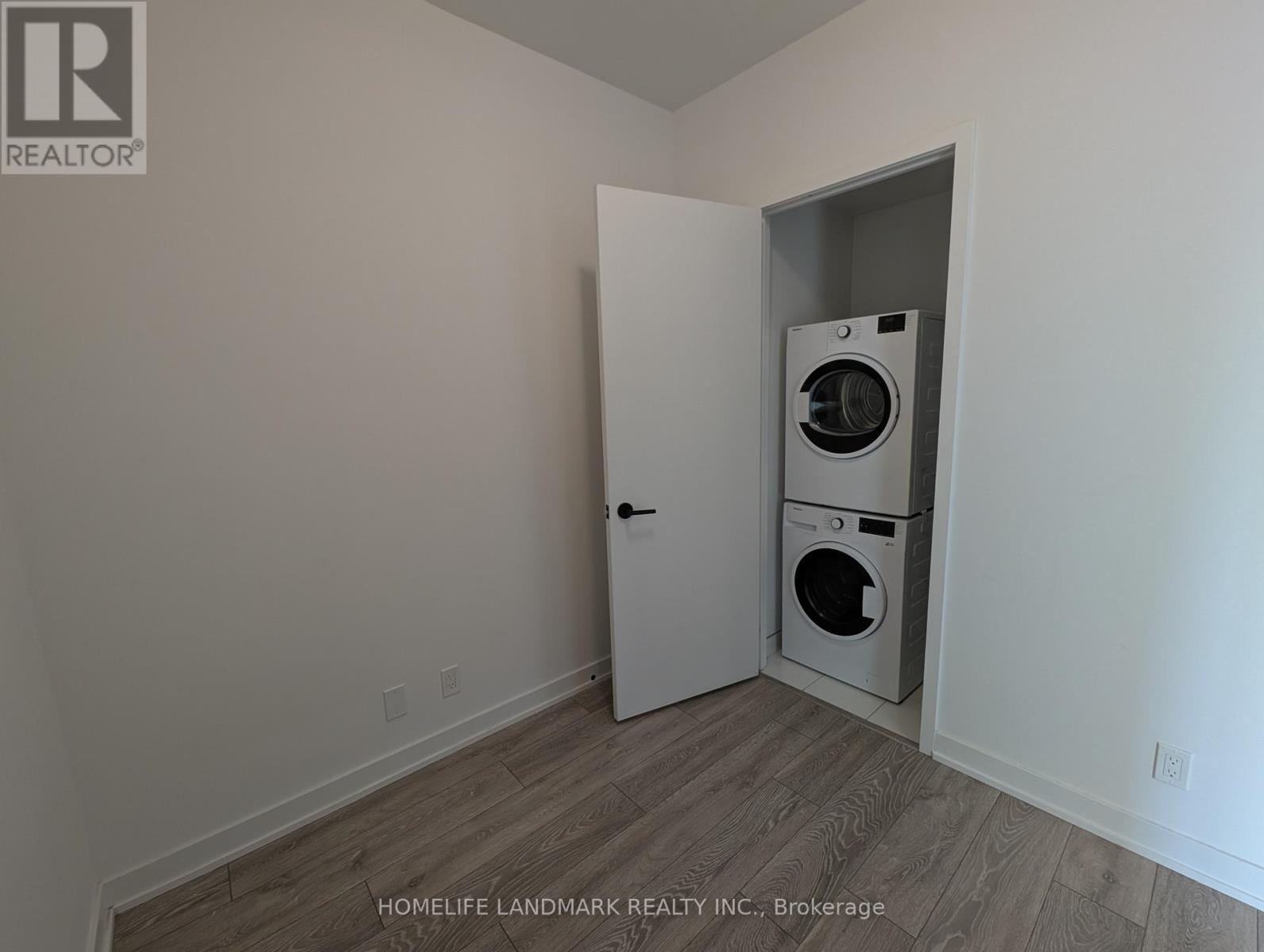 1318 - 108 Peter Street, Toronto, Ontario  M5V 0W2 - Photo 8 - C13681972