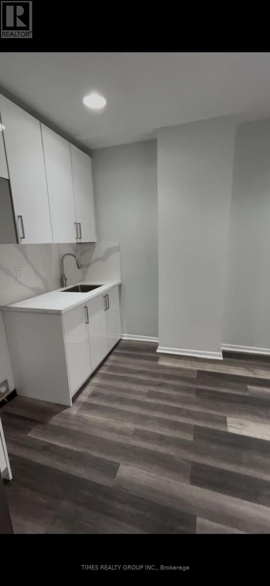 2 - 600 Church Street, Toronto, Ontario  M4Y 2E7 - Photo 8 - C13682014