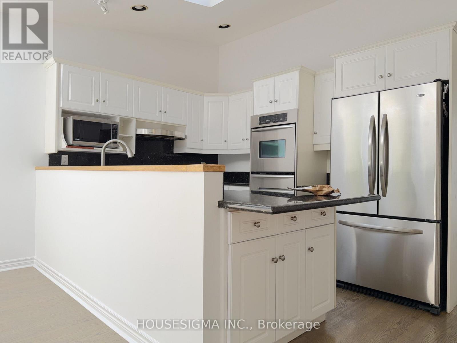Main - 116 Cranbrooke Avenue, Toronto, Ontario  M5M 1M7 - Photo 13 - C13682062