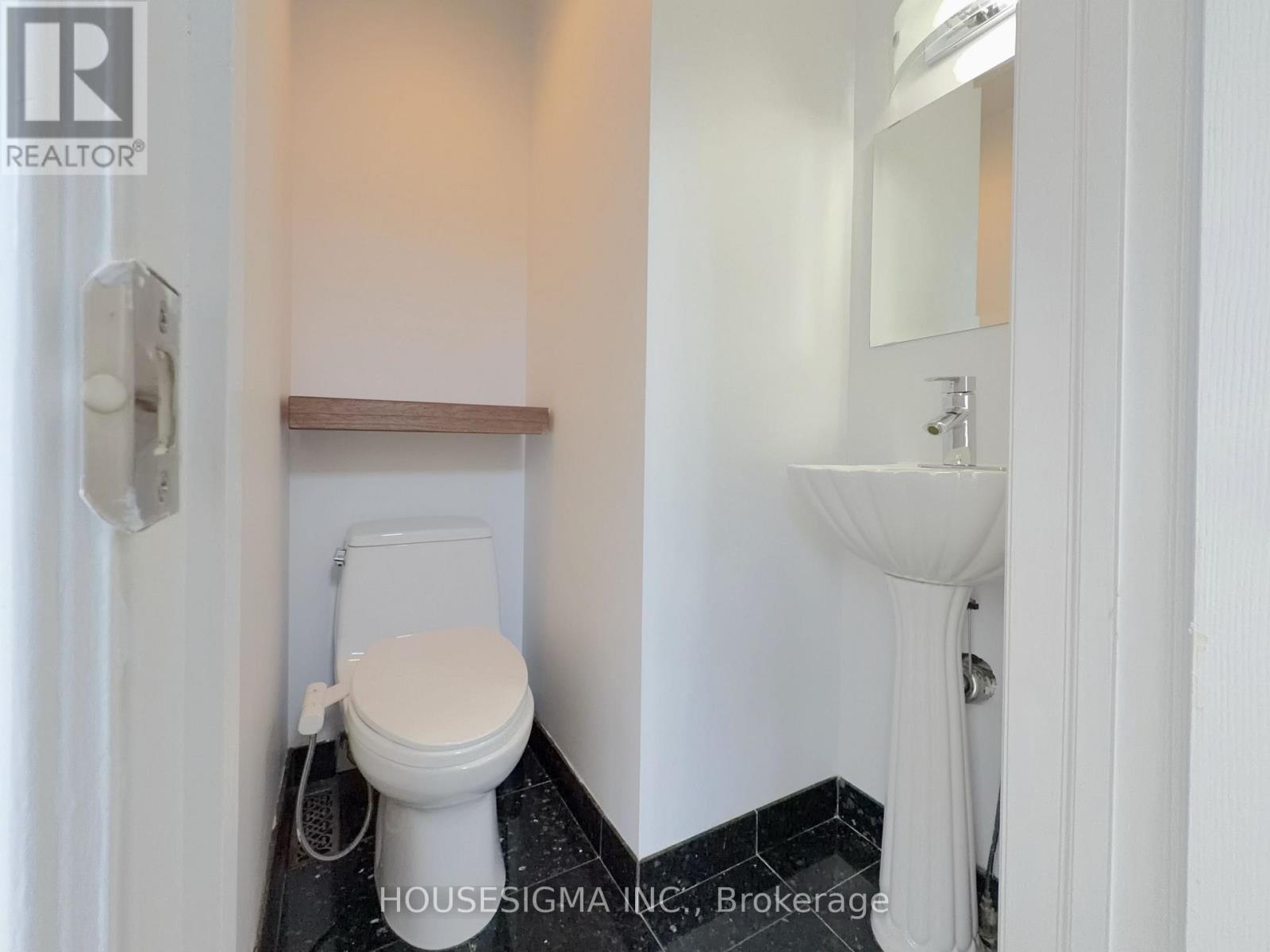 Main - 116 Cranbrooke Avenue, Toronto, Ontario  M5M 1M7 - Photo 19 - C13682062