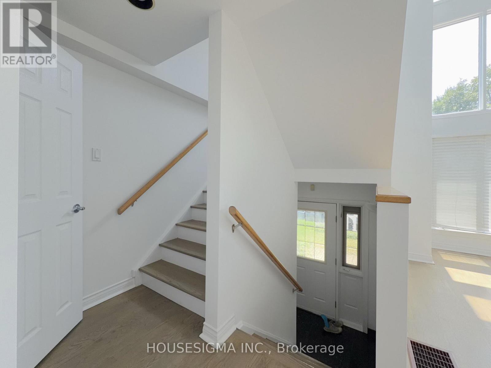 Main - 116 Cranbrooke Avenue, Toronto, Ontario  M5M 1M7 - Photo 20 - C13682062