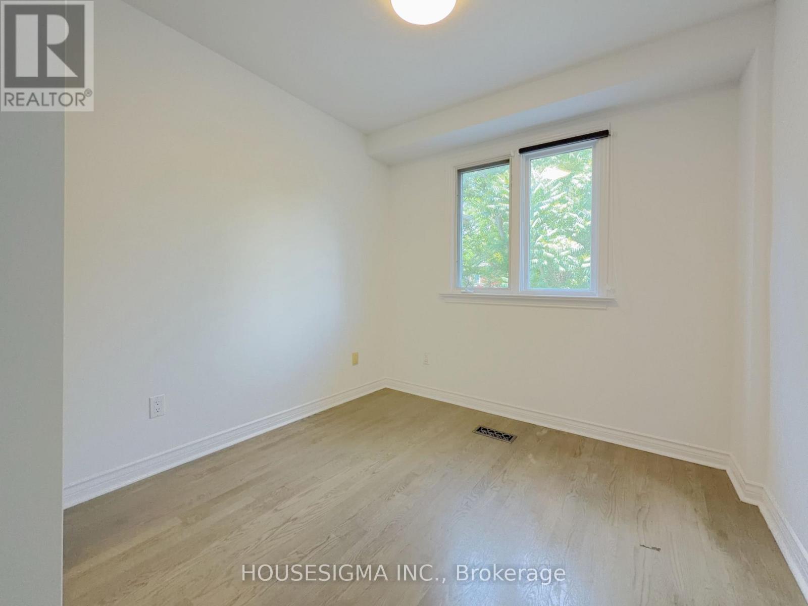 Main - 116 Cranbrooke Avenue, Toronto, Ontario  M5M 1M7 - Photo 25 - C13682062