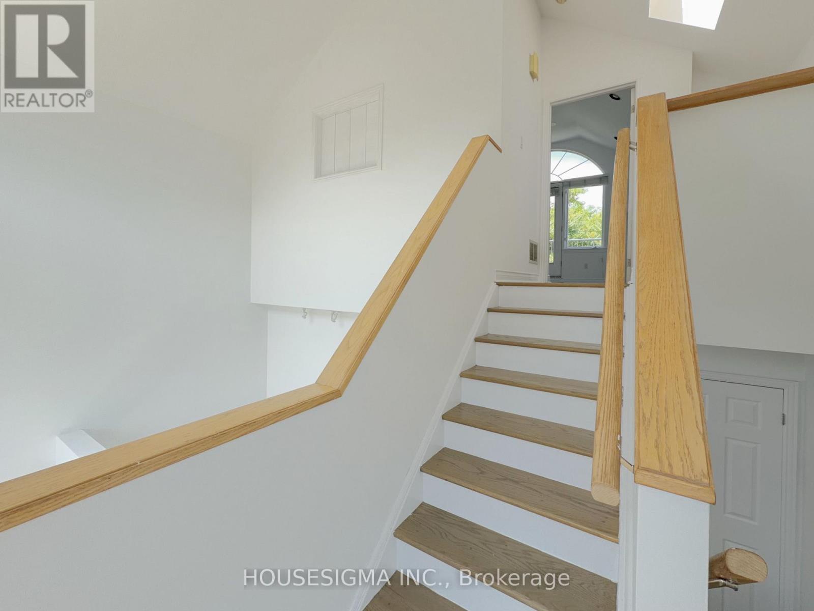 Main - 116 Cranbrooke Avenue, Toronto, Ontario  M5M 1M7 - Photo 28 - C13682062