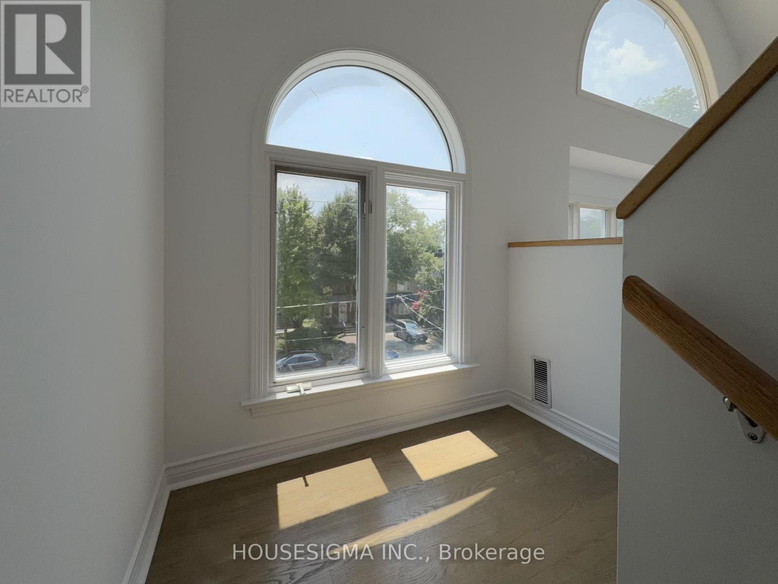 Main - 116 Cranbrooke Avenue, Toronto, Ontario  M5M 1M7 - Photo 29 - C13682062