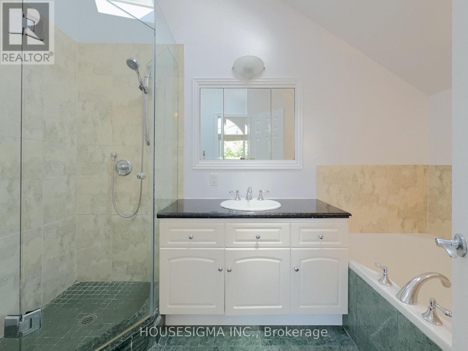 Main - 116 Cranbrooke Avenue, Toronto, Ontario  M5M 1M7 - Photo 35 - C13682062