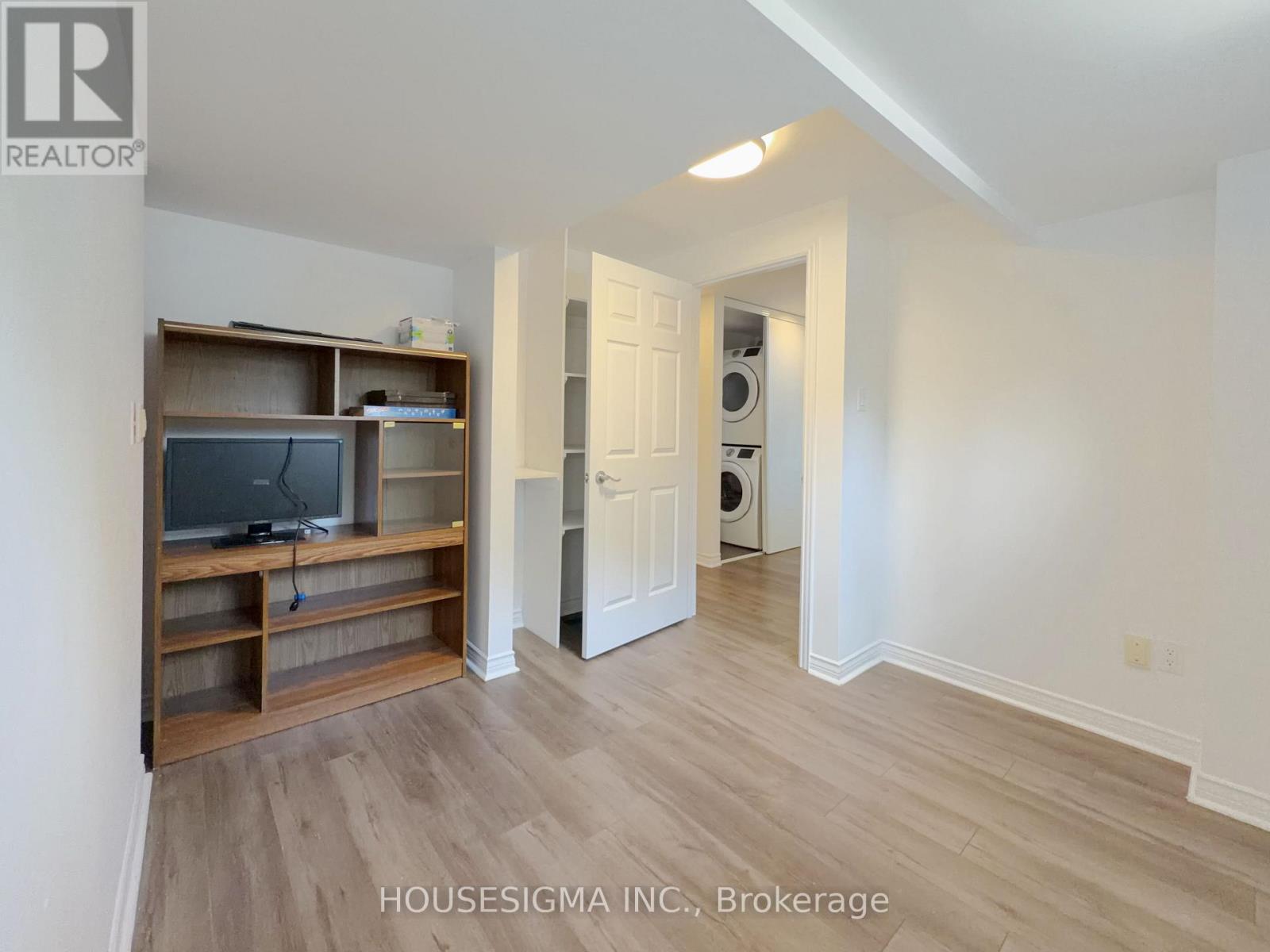 Main - 116 Cranbrooke Avenue, Toronto, Ontario  M5M 1M7 - Photo 41 - C13682062