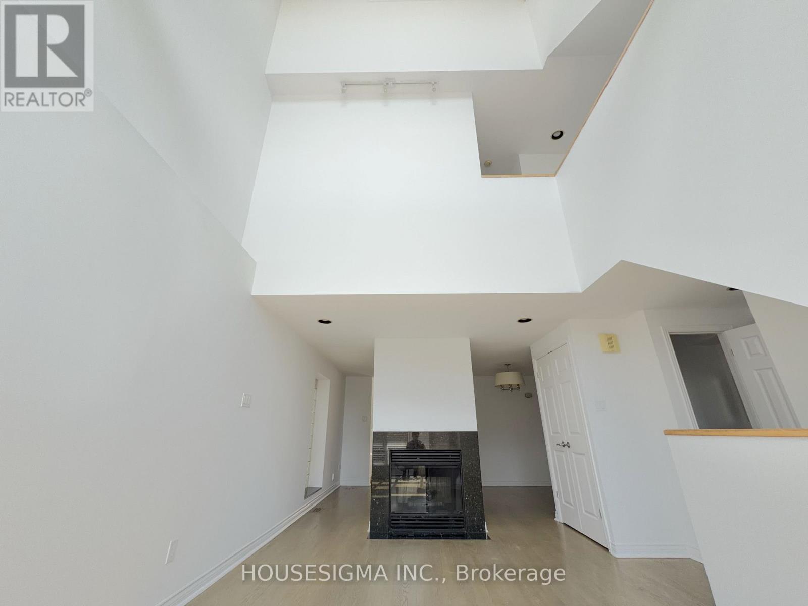 Main - 116 Cranbrooke Avenue, Toronto, Ontario  M5M 1M7 - Photo 9 - C13682062