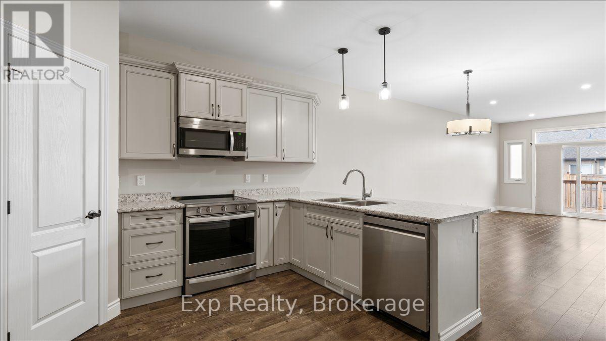 3 Farmington Crescent, Belleville, Ontario  K8N 0J9 - Photo 2 - X13682044