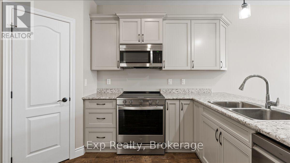 3 Farmington Crescent, Belleville, Ontario  K8N 0J9 - Photo 5 - X13682044