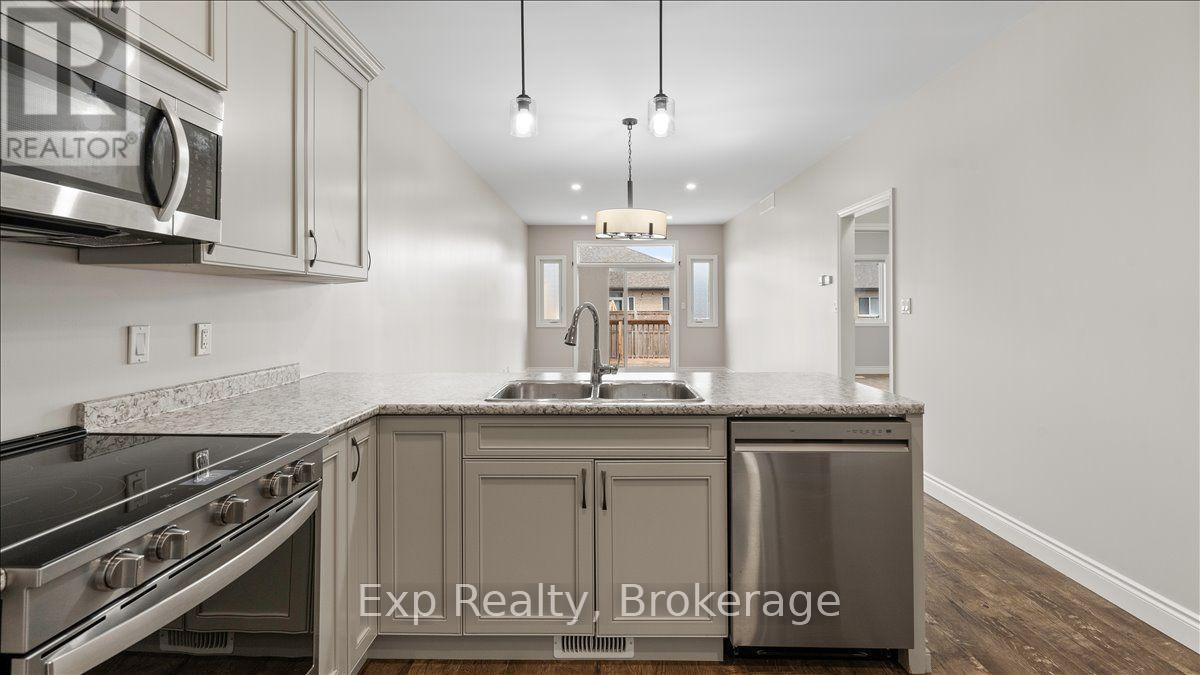 3 Farmington Crescent, Belleville, Ontario  K8N 0J9 - Photo 6 - X13682044