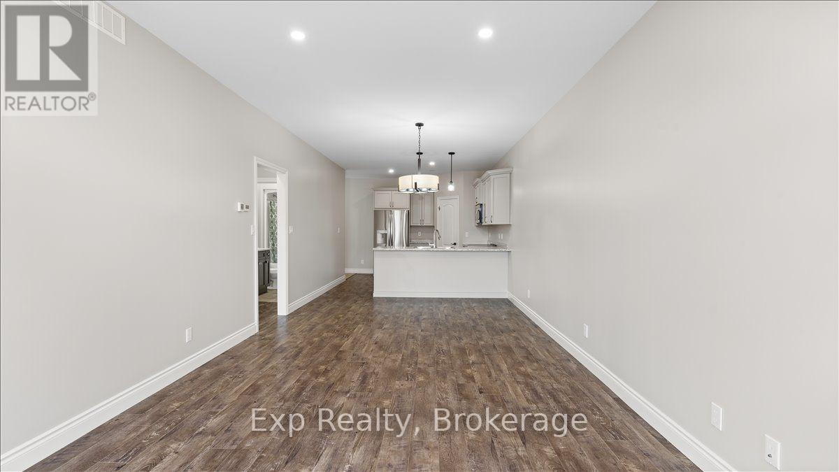 3 Farmington Crescent, Belleville, Ontario  K8N 0J9 - Photo 8 - X13682044