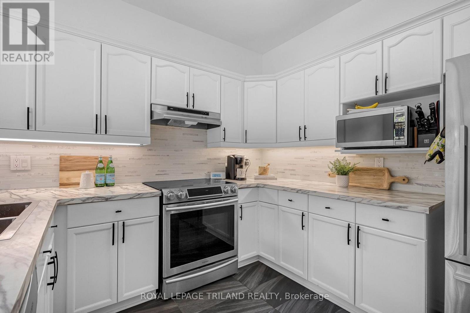39 - 519 Riverside Drive, London North, Ontario  N6H 5J3 - Photo 8 - X13681878