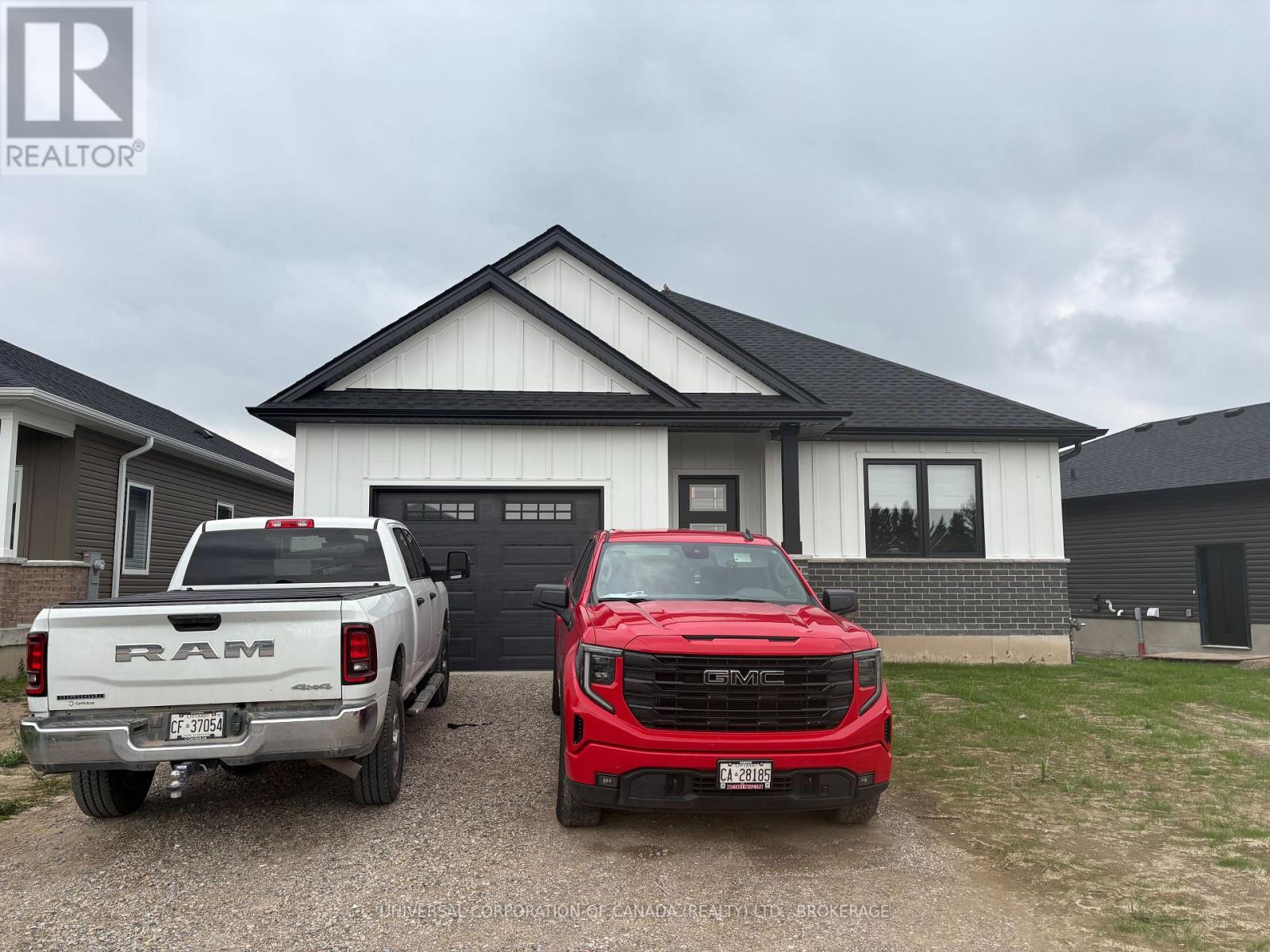63 Rebecca Drive, Aylmer, Ontario  N5H 0A1 - Photo 3 - X13682052