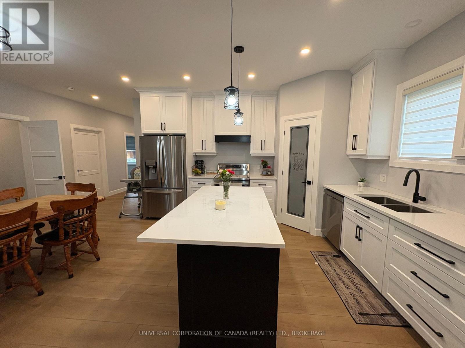 63 Rebecca Drive, Aylmer, Ontario  N5H 0A1 - Photo 7 - X13682052