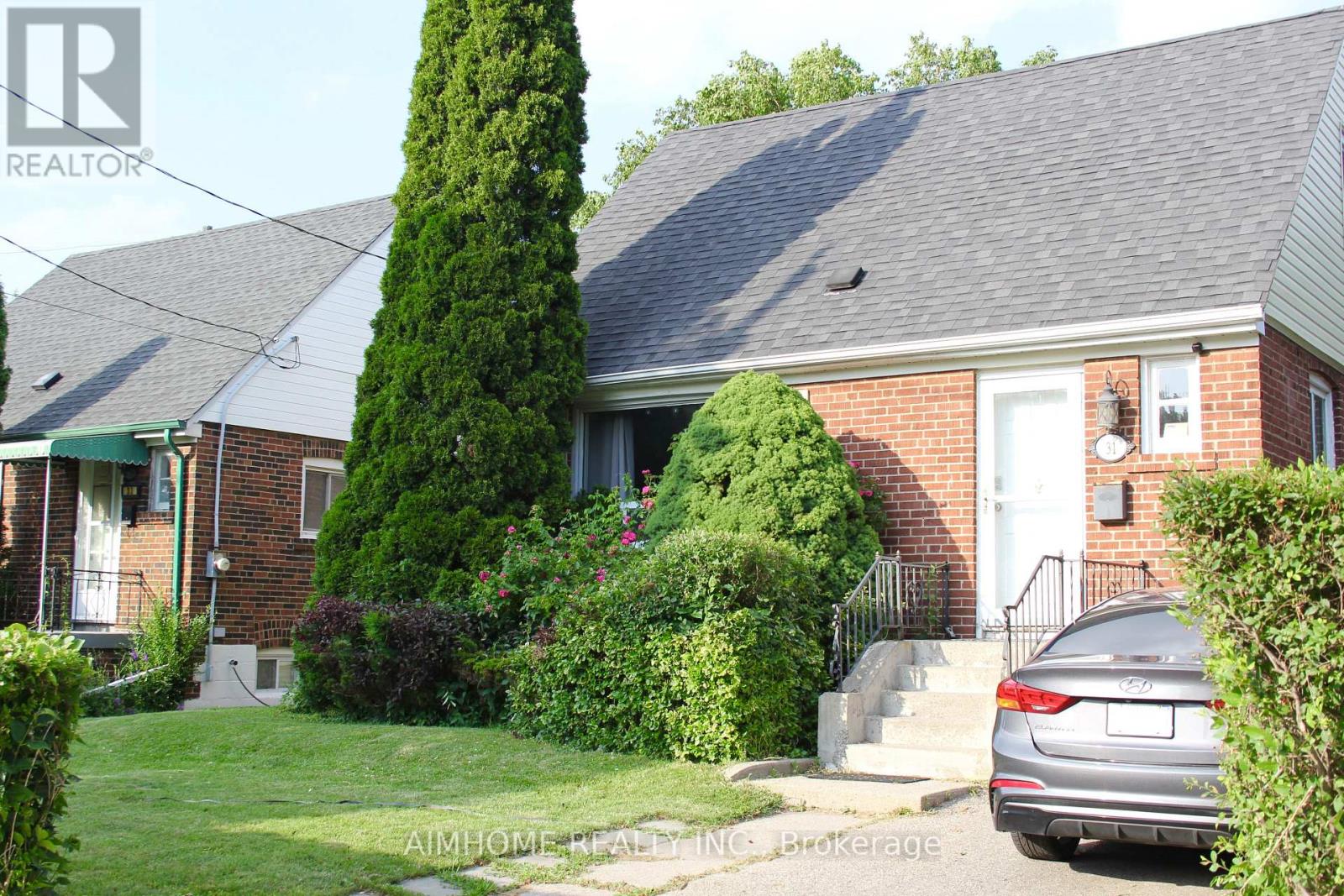 31 Camilla Crescent, Toronto, Ontario  M1L 1Y9 - Photo 2 - E13681988