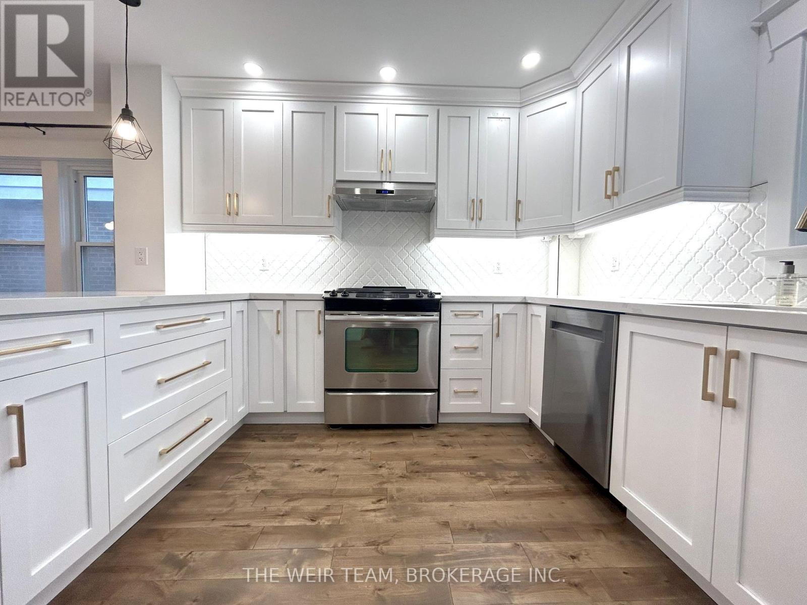 3 COSTAIN AVENUE, Toronto, Ontario