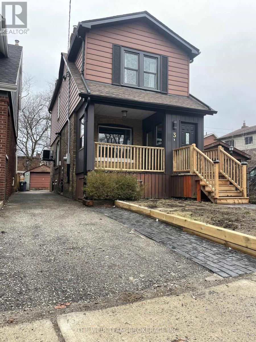3 Costain Avenue, Toronto, Ontario  M4E 2G7 - Photo 21 - E13682068