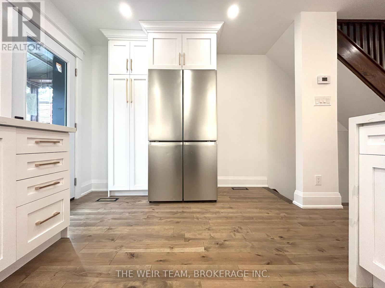 3 Costain Avenue, Toronto, Ontario  M4E 2G7 - Photo 6 - E13682068