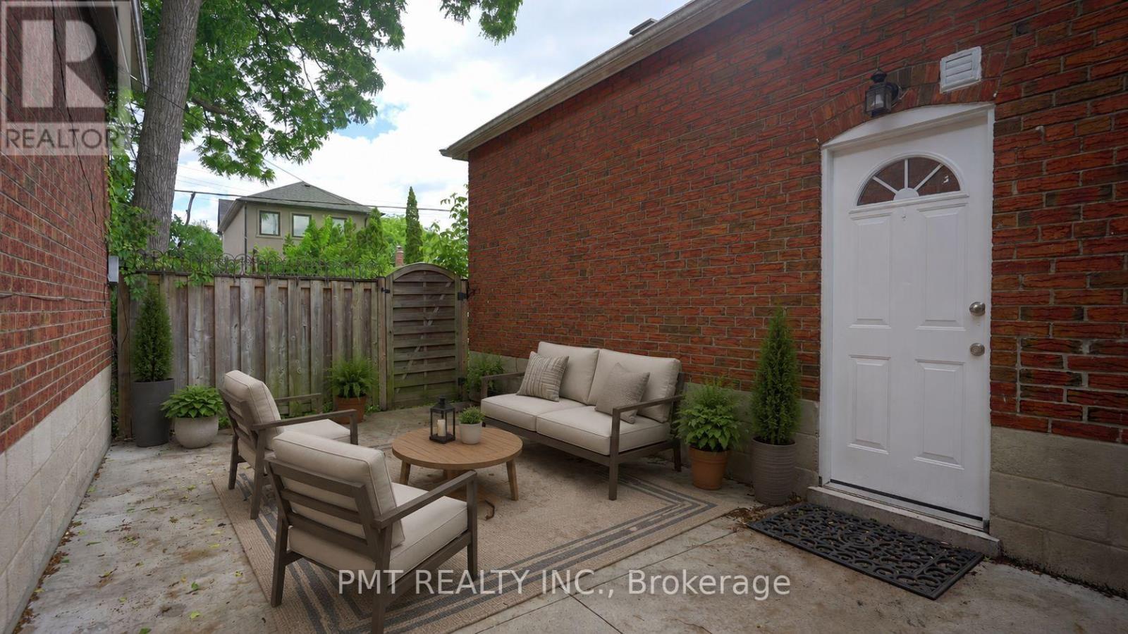Lower - 881 Coxwell Avenue, Toronto, Ontario  M4C 3G1 - Photo 20 - E13682104
