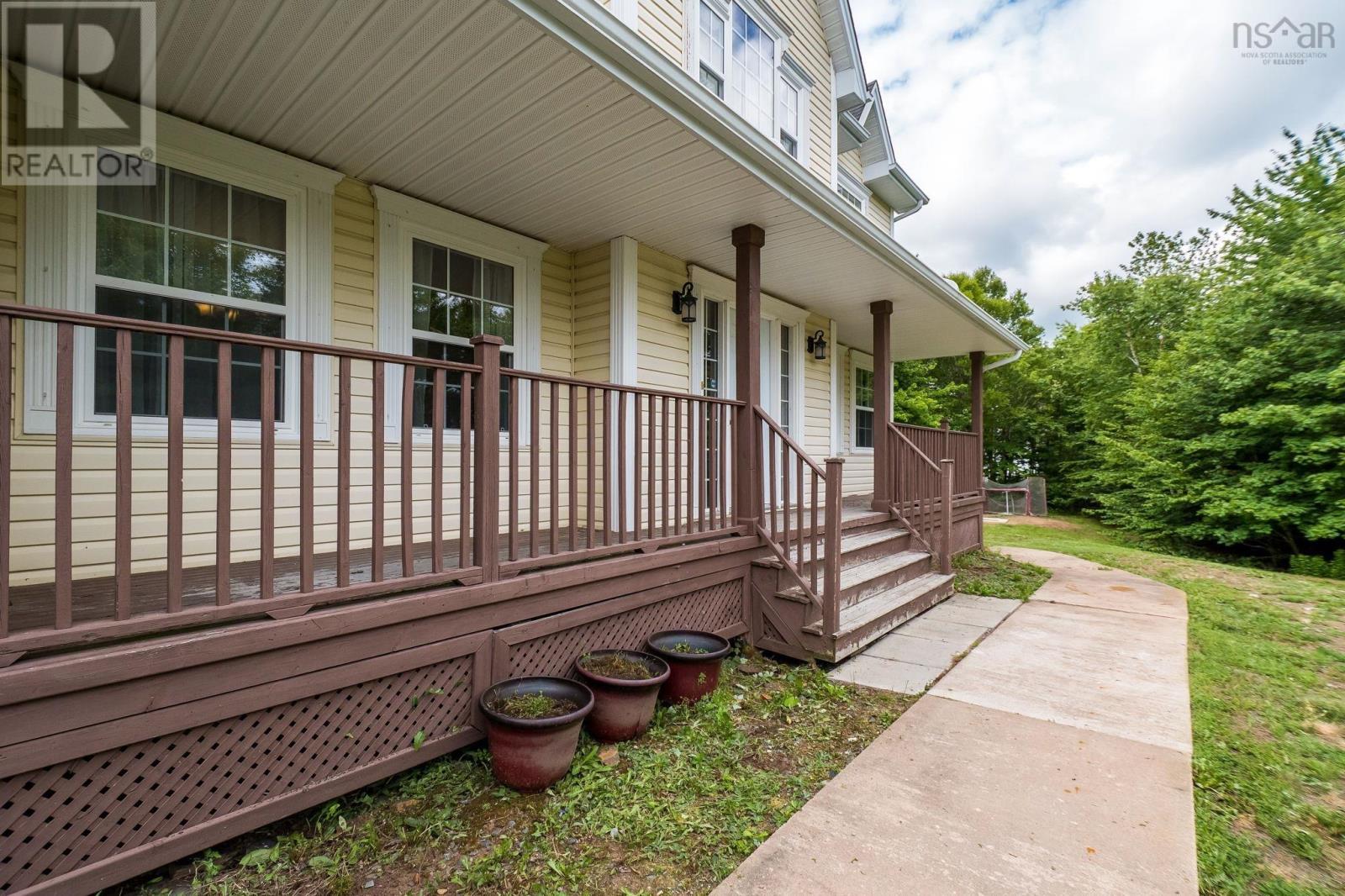 280 Daisywood, Hammonds Plains, Nova Scotia  B4B 0E1 - Photo 34 - 202619064
