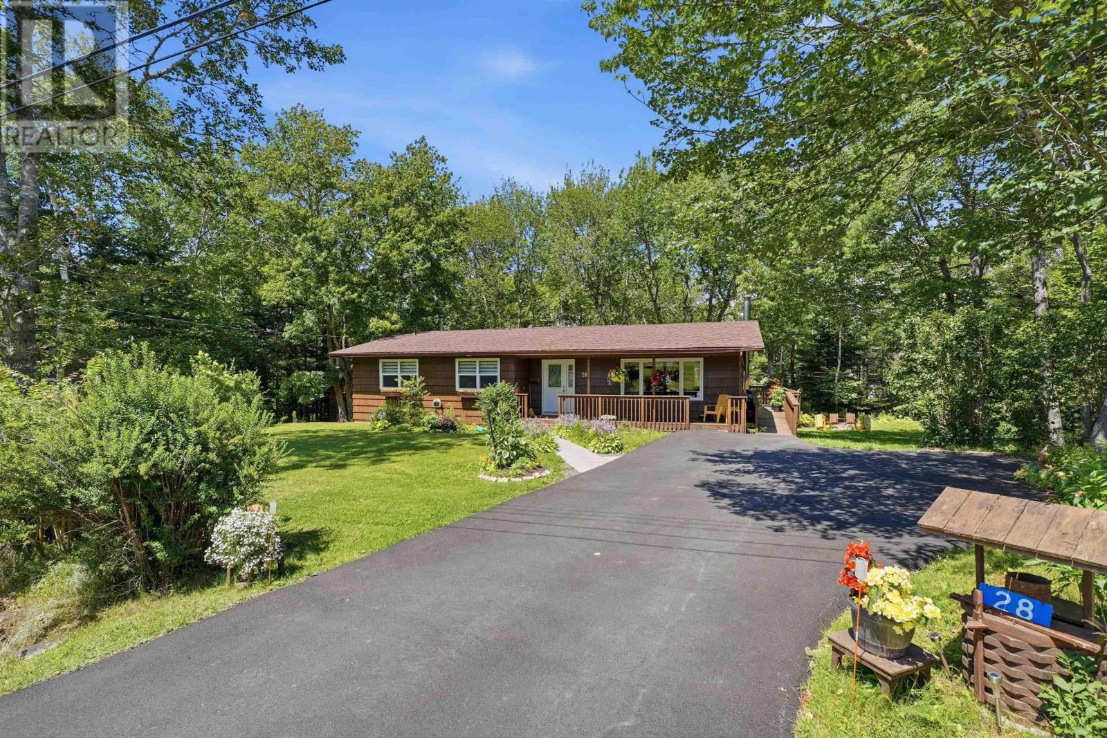 28 Elk Road, Hubley, Nova Scotia  B3Z 1C5 - Photo 4 - 202619089