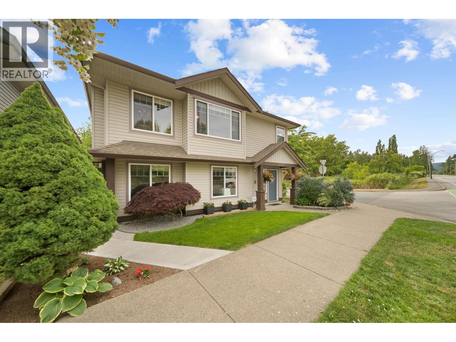11597 240 Street, Maple Ridge, British Columbia  V2W 1A3 - Photo 3 - R3131704