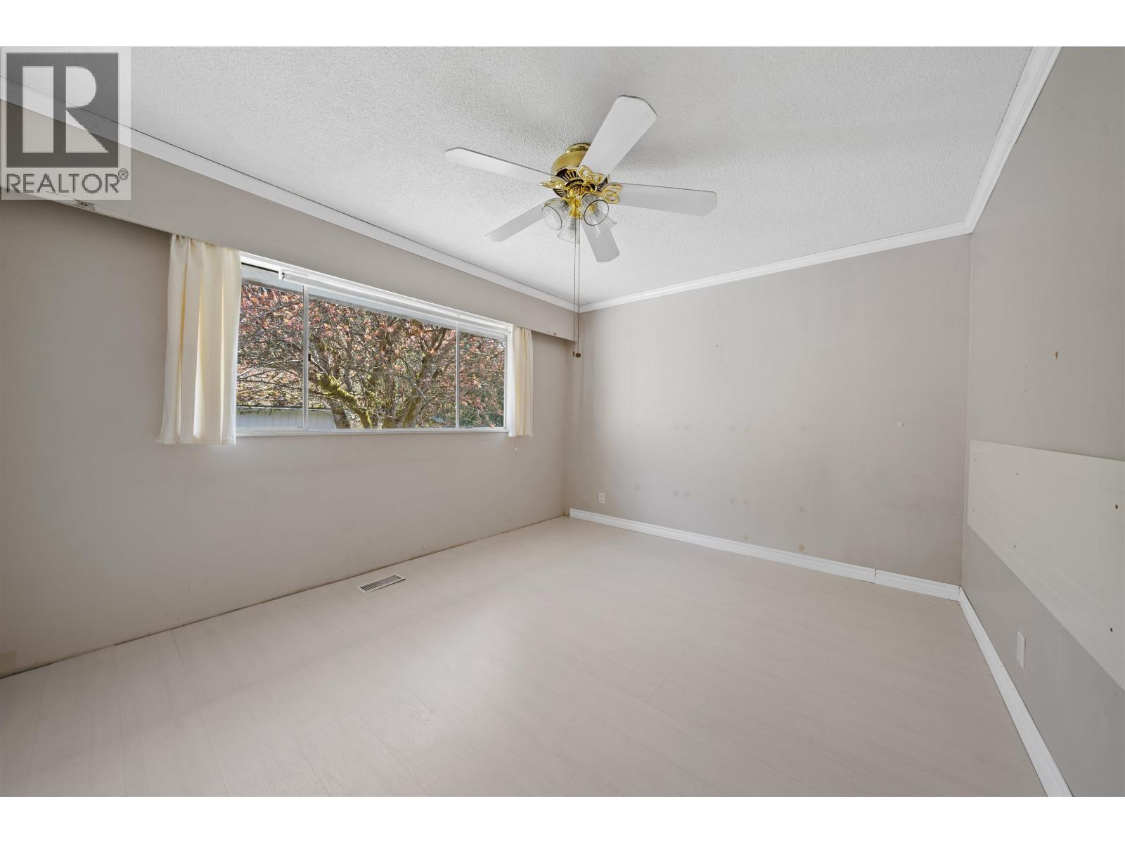 3356 Liverpool Street, Port Coquitlam, British Columbia V3B 3V8 - Photo 15 - R3149416