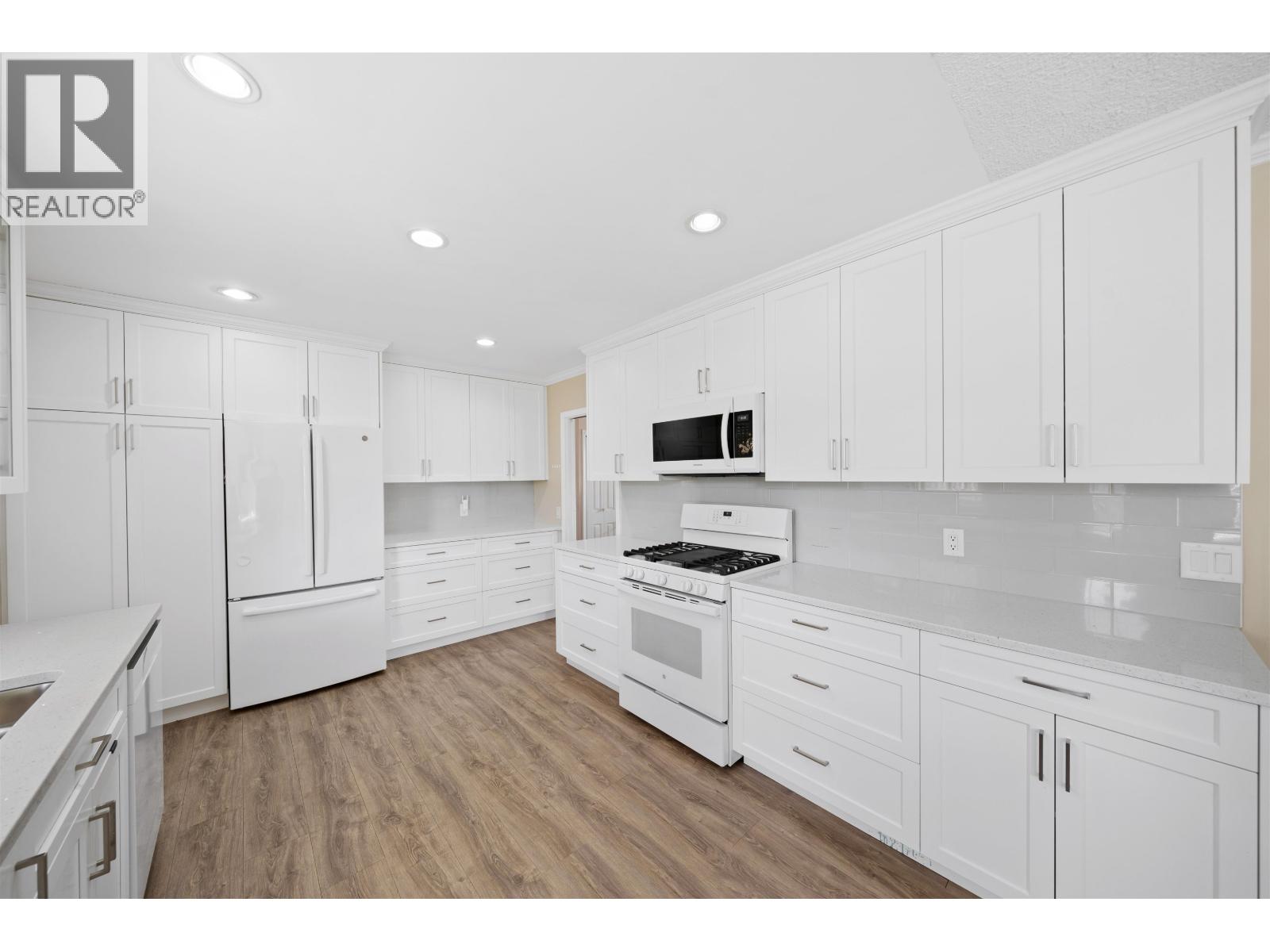 3356 Liverpool Street, Port Coquitlam, British Columbia V3B 3V8 - Photo 23 - R3149416