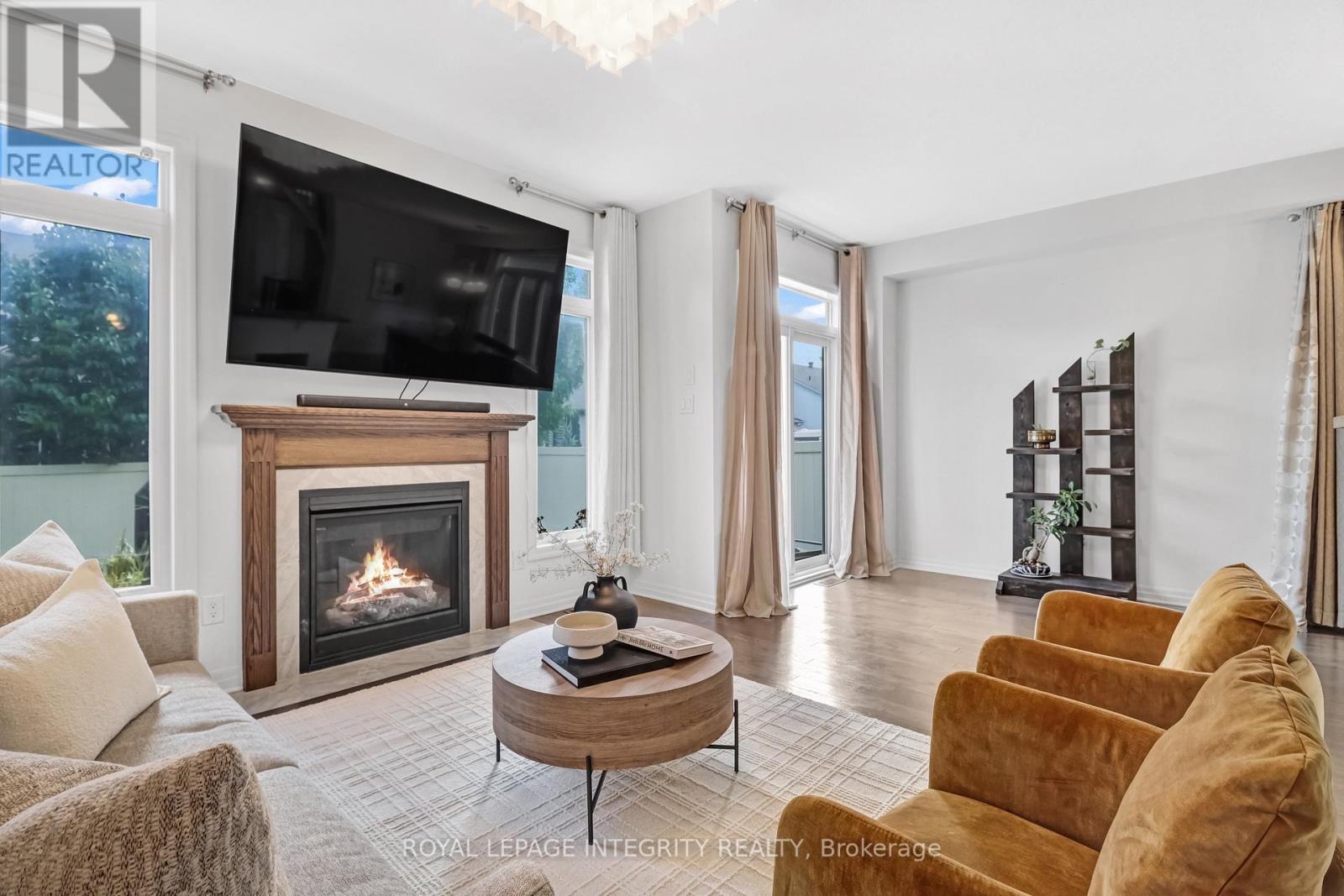 216 Gossamer Street, Ottawa, Ontario  K1C 7G4 - Photo 12 - X13682054